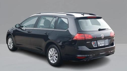 2017 Volkswagen Golf SportWagen TSI S