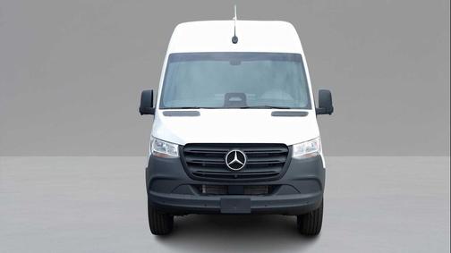 Arctic+White 2026 Mercedes-Benz Sprinter 2500 Standard Roof