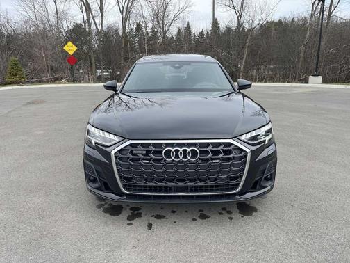 2023 Audi A8 L 55 TFSI quattro Tiptronic