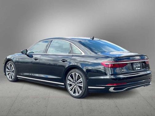 Mythos Black Metallic 2023 Audi A8 L 55 TFSI quattro Tiptronic