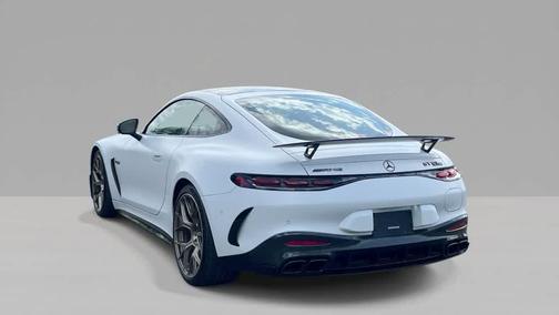 MANUFAKTUR paint MANUFAKTUR opalite white magno 2025 Mercedes-Benz AMG GT 63 S E Performance