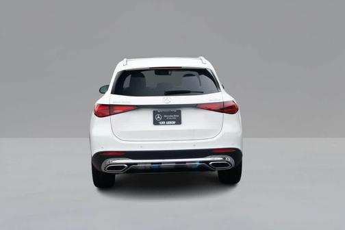 Polar White 2026 Mercedes-Benz GLC 300 4MATIC