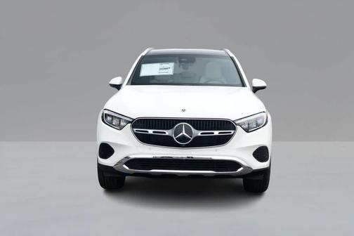 Polar White 2026 Mercedes-Benz GLC 300 4MATIC