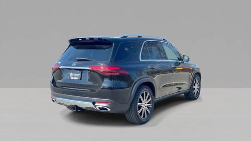 Obsidian Black Metallic 2026 Mercedes-Benz GLE 350 4MATIC
