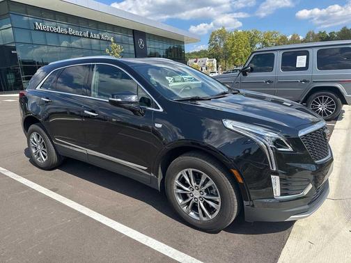 2022 Cadillac XT5 Premium Luxury