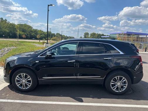 2022 Cadillac XT5 Premium Luxury