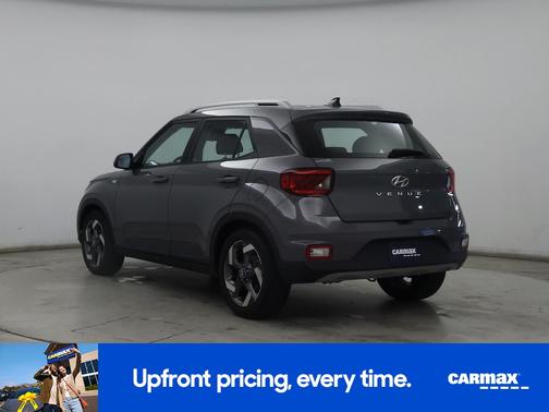 2022 Hyundai VENUE SEL