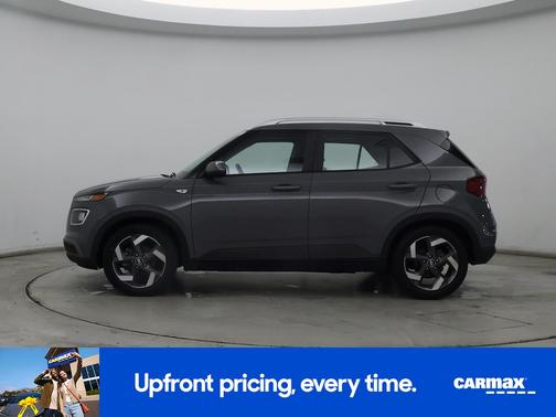 2022 Hyundai VENUE SEL