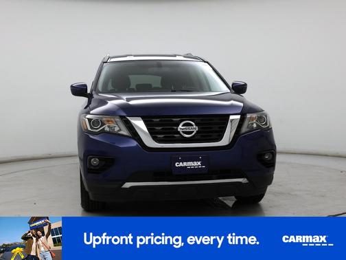 2020 Nissan Pathfinder SV