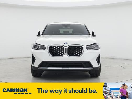 2024 BMW X4 XDrive30i