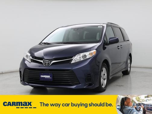 2020 Toyota Sienna LE