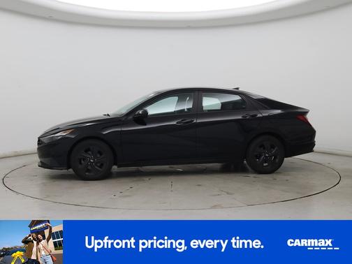 Black 2023 Hyundai ELANTRA SEL