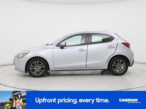 2020 Toyota Yaris LE