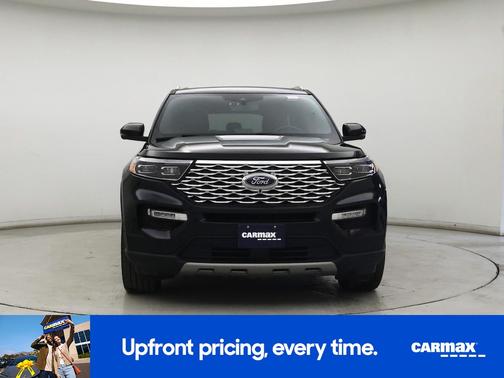 Black 2022 Ford Explorer Platinum