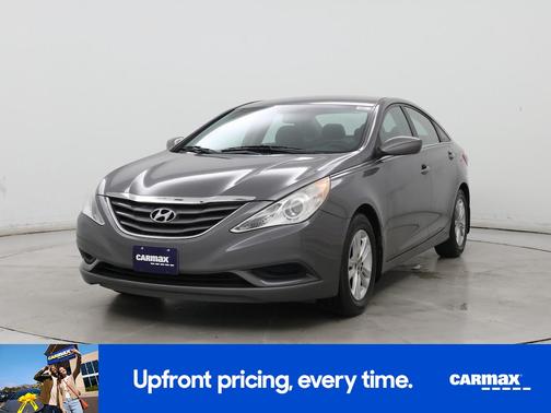 2013 Hyundai SONATA GLS