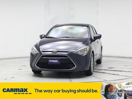2017 Toyota Yaris iA Base (A6)