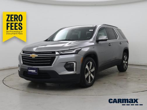 Silver 2023 Chevrolet Traverse LT Leather