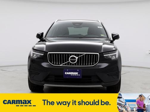 2024 Volvo XC40 B5 Core Bright Theme