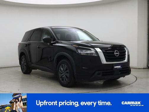 2024 Nissan Pathfinder S