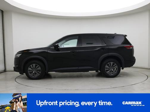 2024 Nissan Pathfinder S