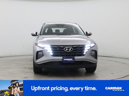 2022 Hyundai TUCSON SE