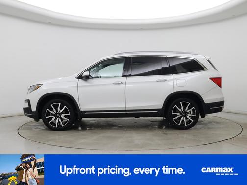 White 2022 Honda Pilot Elite