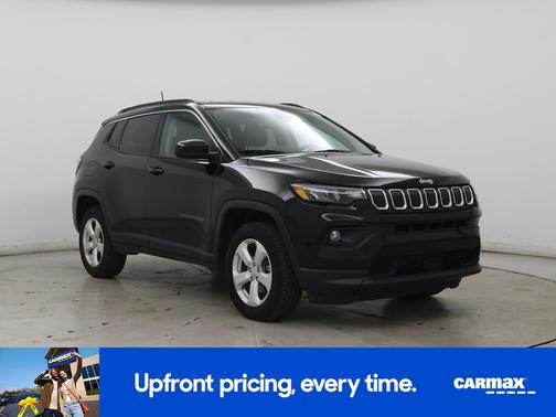 Black 2022 Jeep Compass Latitude