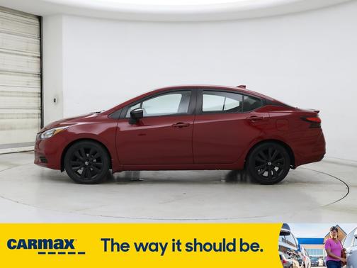 2022 Nissan Versa SR