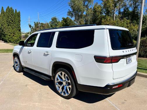 Bright White Clearcoat 2024 Jeep Wagoneer L Series II 4x2