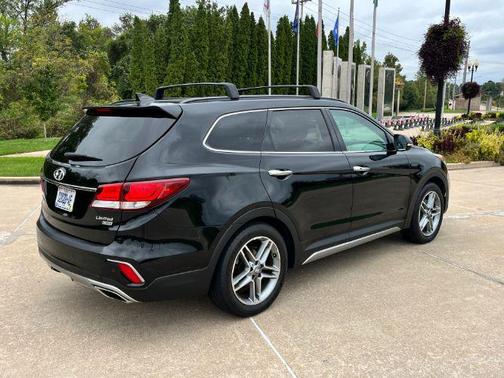 Becketts Black 2017 Hyundai SANTA FE Limited Ultimate