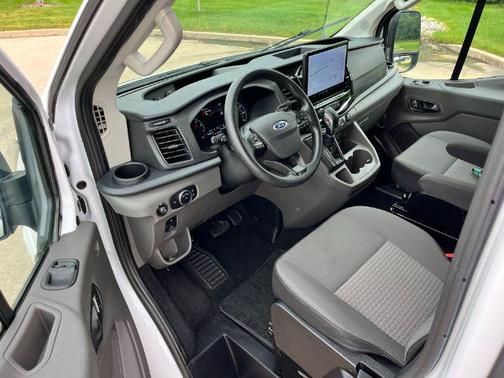 Oxford White 2024 Ford Transit-350 XL