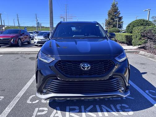 2022 Toyota Highlander XSE