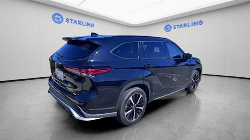 2022 Toyota Highlander XSE