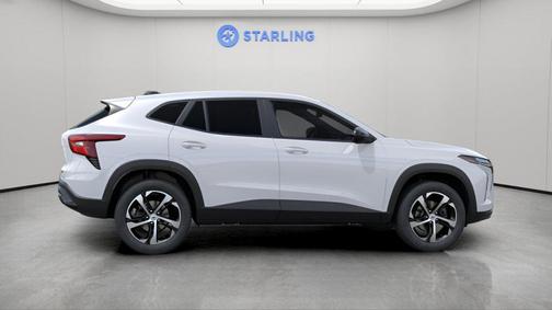 Summit White 2026 Chevrolet Trax FWD 1RS