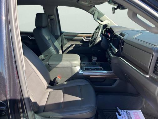 Dark Ash Metallic 2024 Chevrolet Silverado 1500 RST