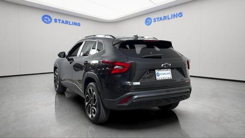 Mosaic Black Metallic 2024 Chevrolet Trax FWD 2RS
