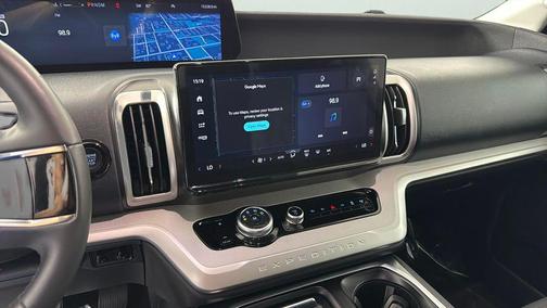 Black Metallic 2025 Ford Expedition Max Active 4x2