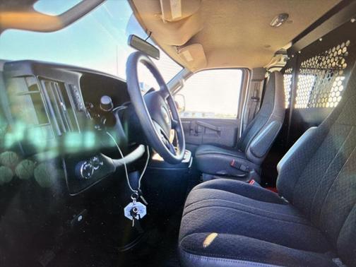 2024 Chevrolet Express 2500 RWD 2500 Regular Wheelbase WT