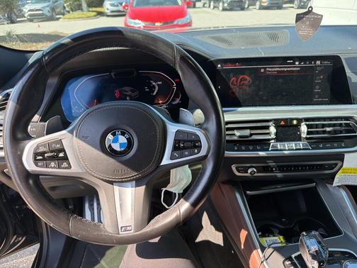 2022 BMW X6 xDrive40i