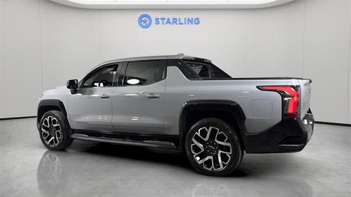 2025 Chevrolet Silverado EV RST