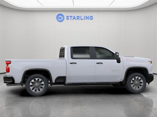 2026 Chevrolet Silverado 2500 Custom
