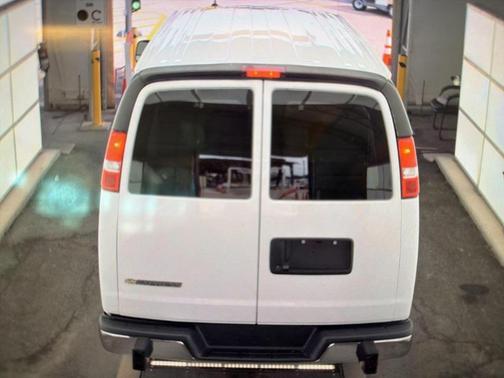 2024 Chevrolet Express 2500 RWD 2500 Regular Wheelbase WT