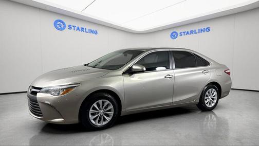 Tan 2017 Toyota Camry XLE