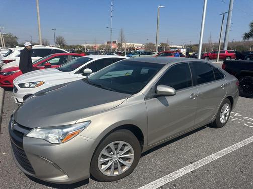 2017 Toyota Camry XLE