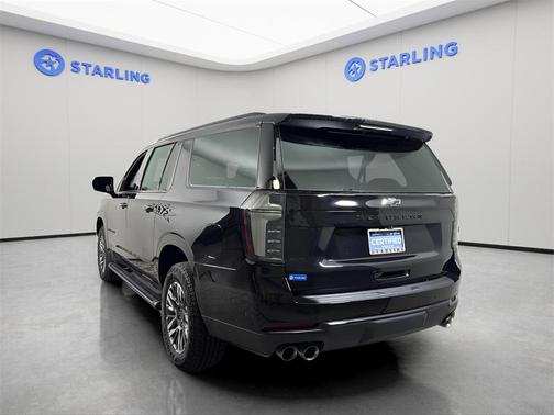 2025 Chevrolet Suburban 4WD Z71