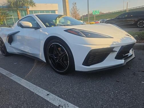 2025 Chevrolet Corvette Stingray w/2LT