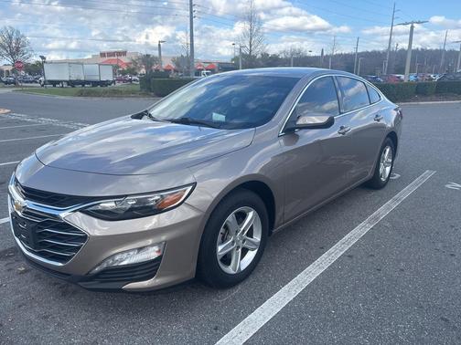 2022 Chevrolet Malibu FWD LT