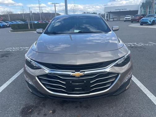 2022 Chevrolet Malibu FWD LT