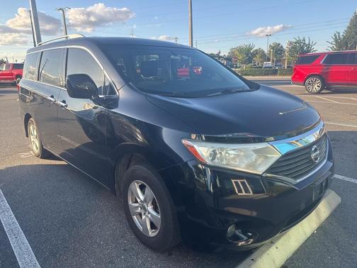 2016 Nissan Quest SV