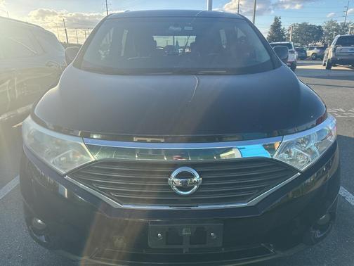 2016 Nissan Quest SV